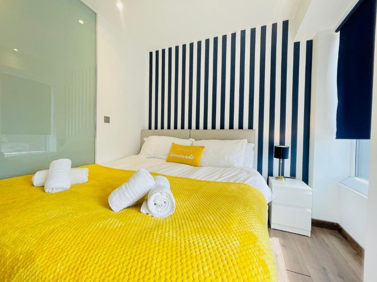 Park Street Apartment Luton By Hostaguest Extérieur photo